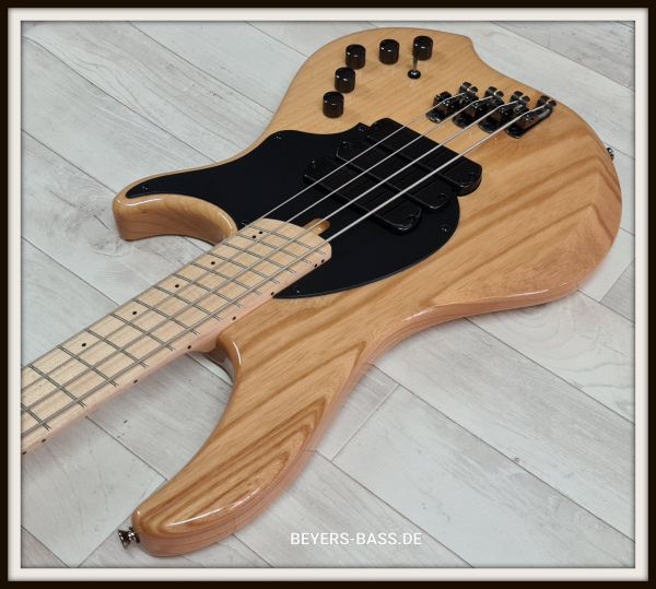 Preview: Dingwall Combustion CB3-NA4M 4-String, Natural Highgloss